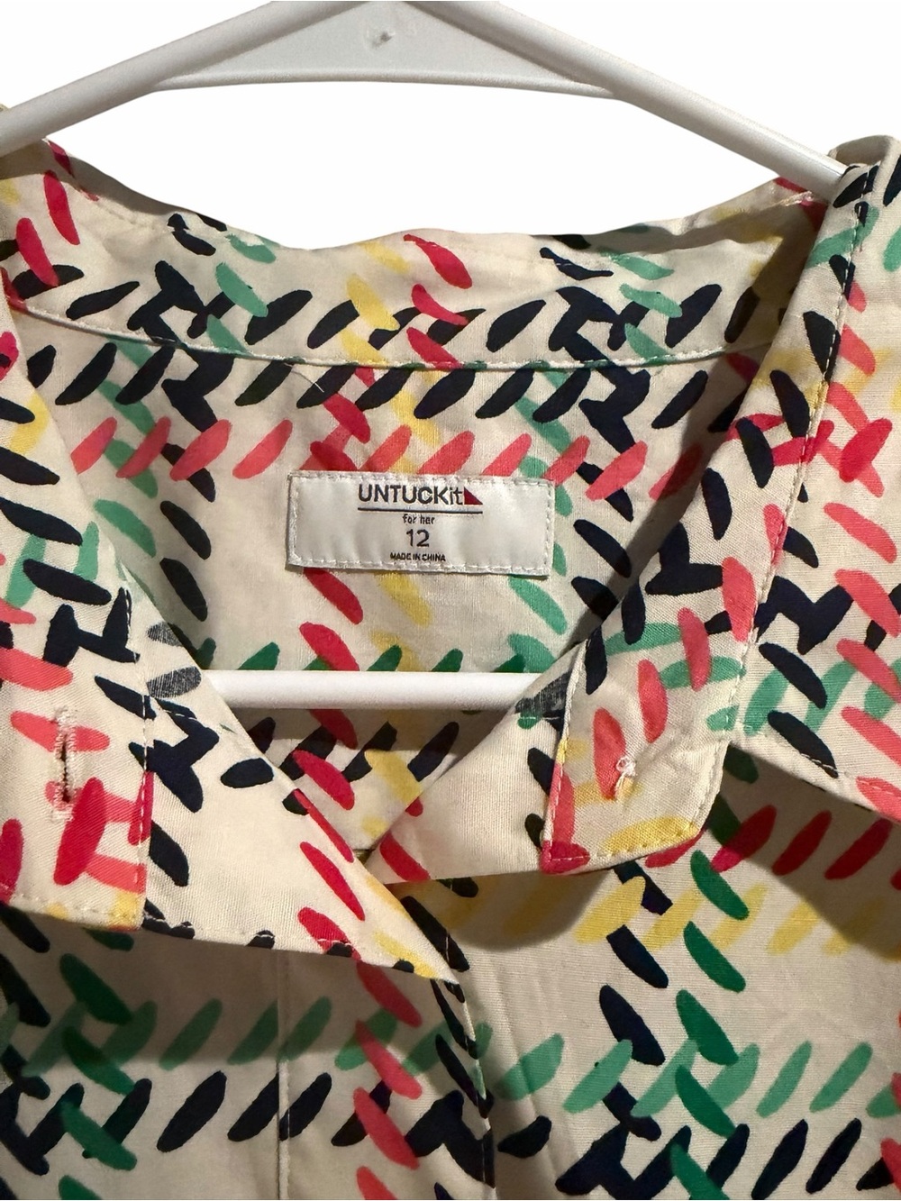 Women’s UNTUCK it Short-Sleeve Printed Shirt Dress - Picture 2 of 4